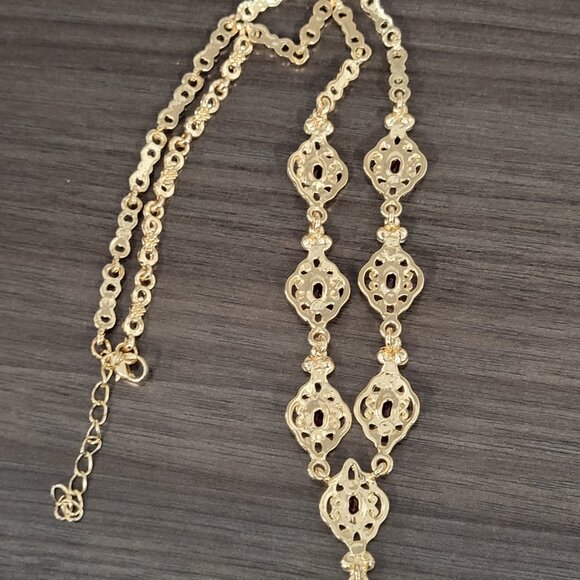 Sunspicems Exquisite Morocco Choker Necklace - Gold Color - Picture 11 of 15